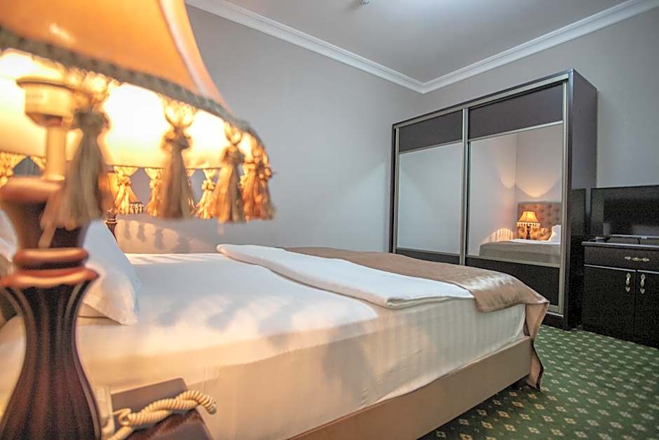 Photo 1 of 11 of Junior Suite