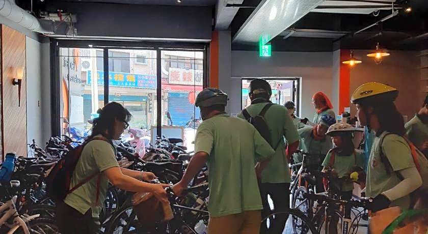 Taipei Travelers International Hostel