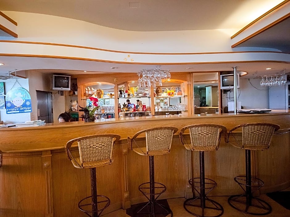 Seaview Sriracha Hotel