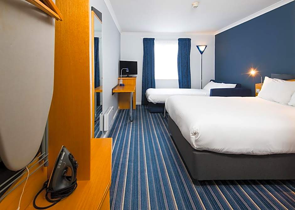 Holiday Inn Express Manchester East By IHG