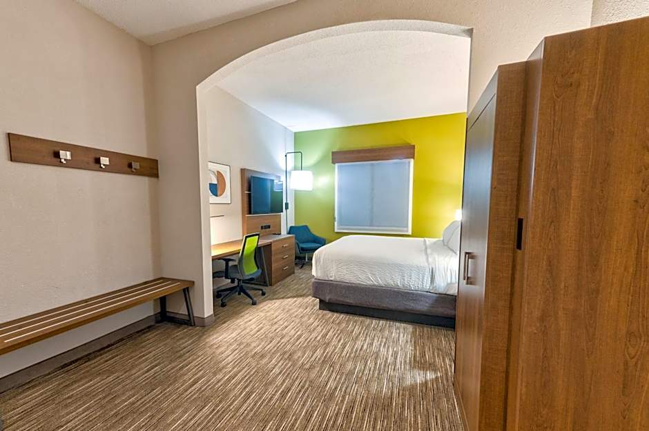 Holiday Inn Express Hotel & Suites Goshen By IHG
