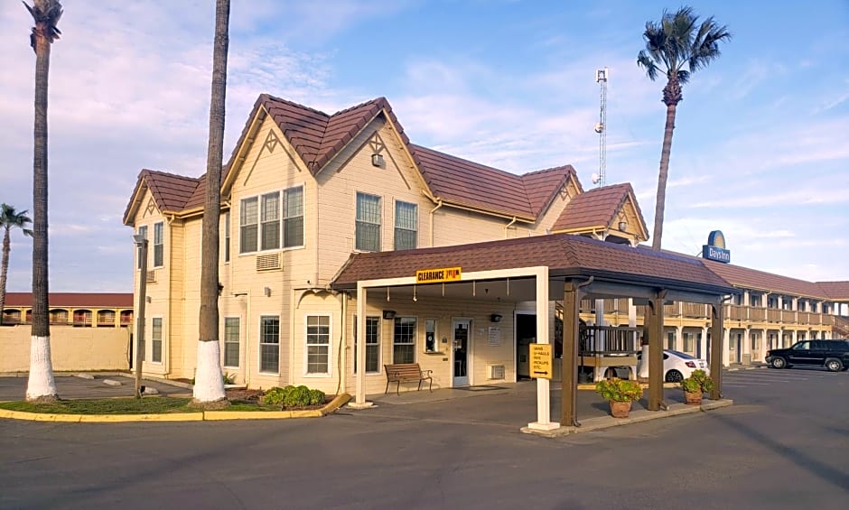 Days Inn by Wyndham Westley