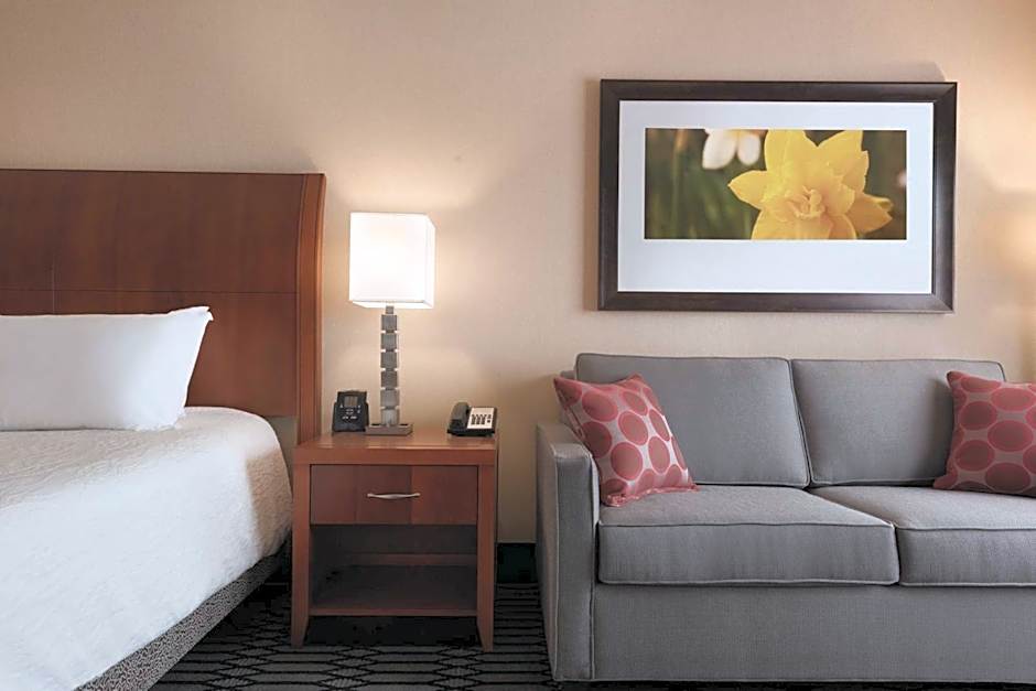 Hilton Garden Inn Akron-Canton Airport