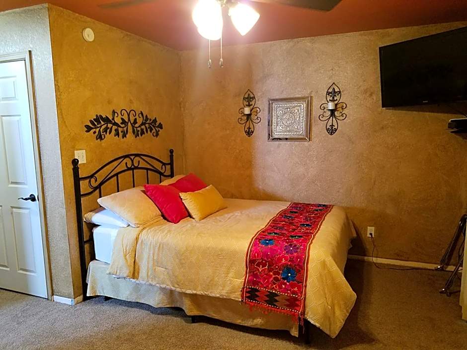 Los Milagros Hotel