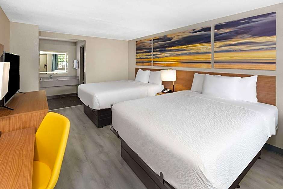 Days Inn & Suites by Wyndham Vicksburg