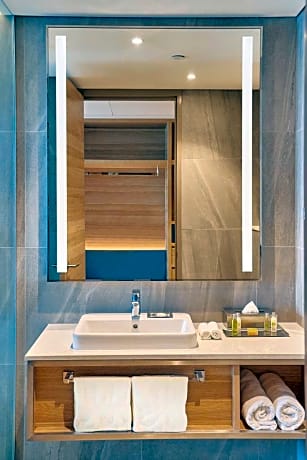 Twin Guest Room River View