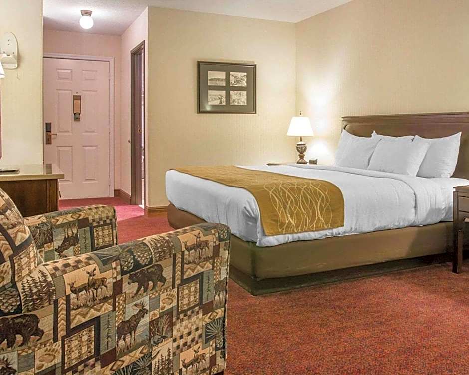 Comfort Inn Lakeside - Mackinaw City