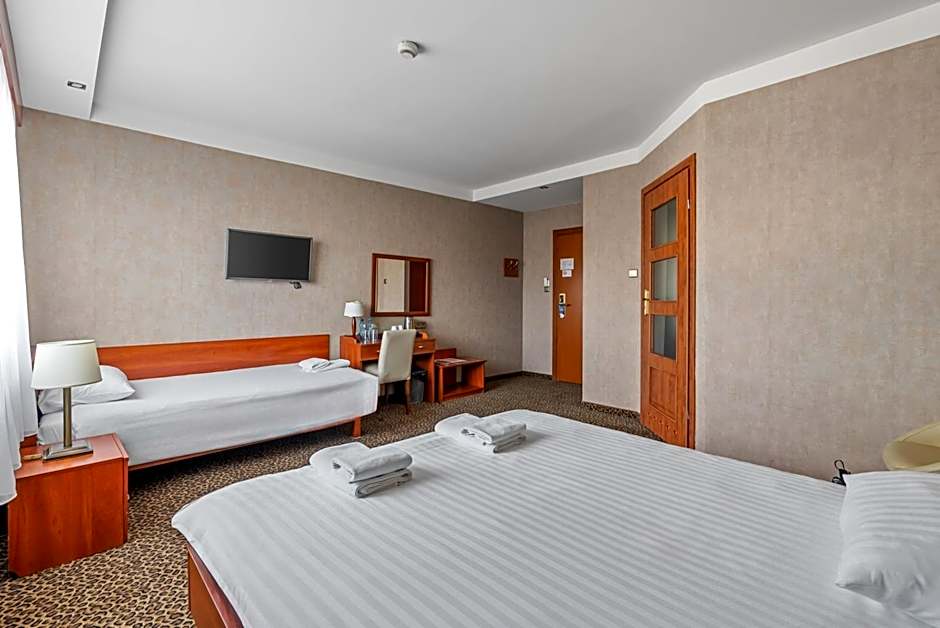 Hotel Diament Vacanza Katowice - Siemianowice