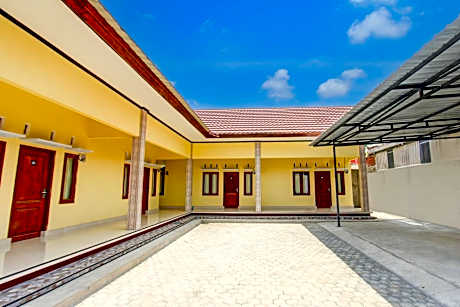 OYO Life 93255 Kosan Teratai Jaya