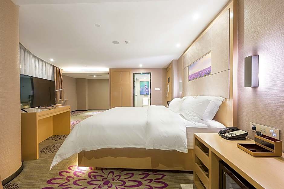 Lavande Hotel Heyuan Avenue Asia's first fountain