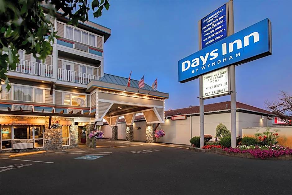 Days Inn by Wyndham Victoria Airport Sidney