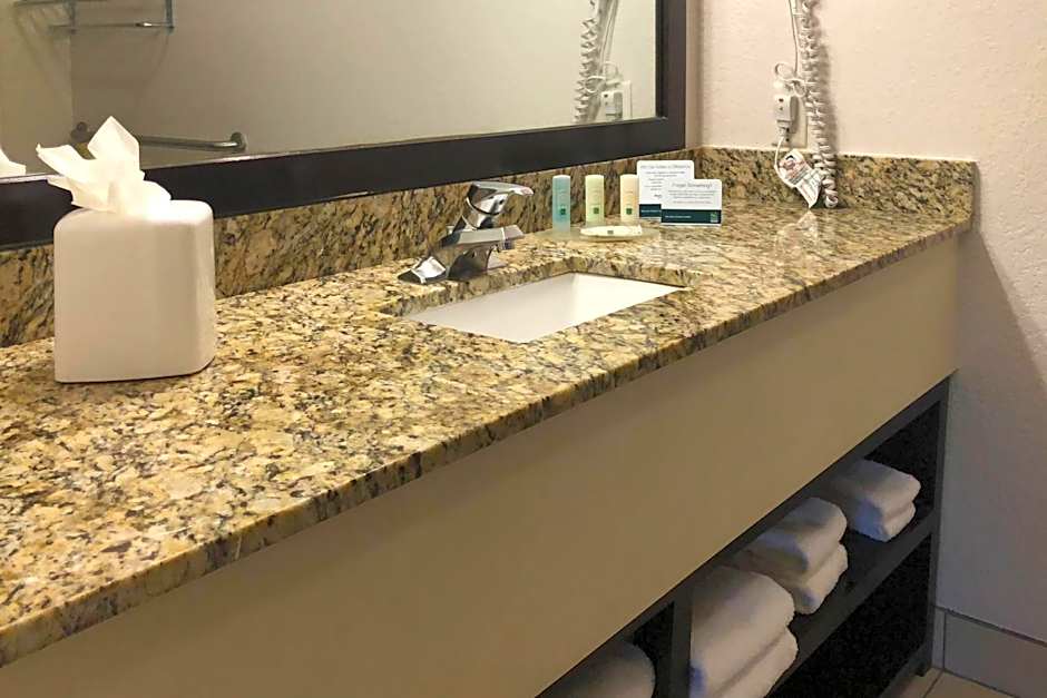 Quality Inn & Suites Denver International Airport