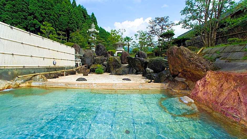 Baden Akebi