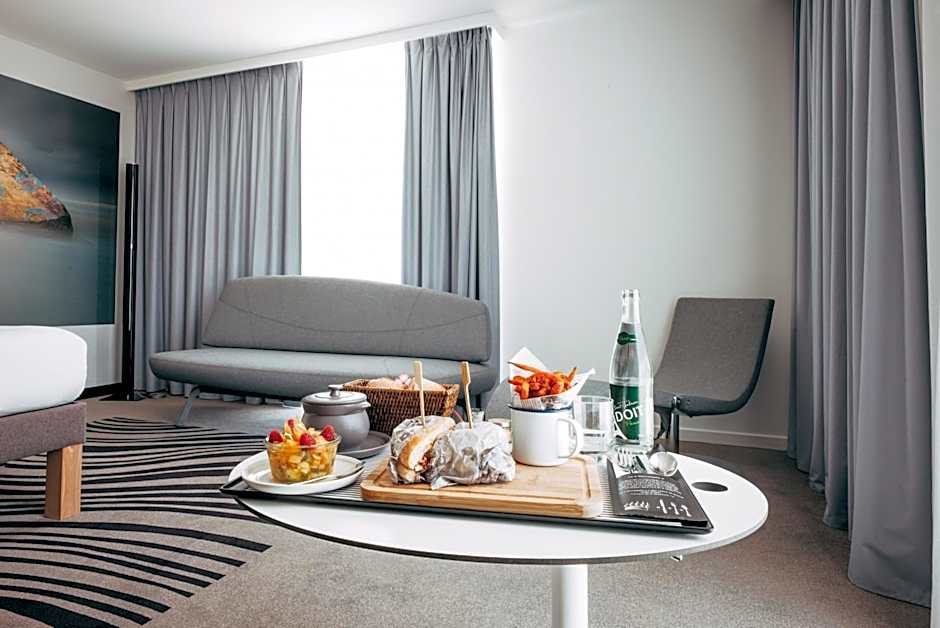 Novotel Paris Coeur d'Orly Airport