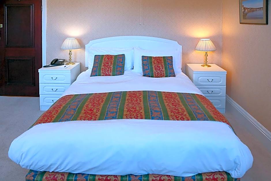 Saxonville Hotel