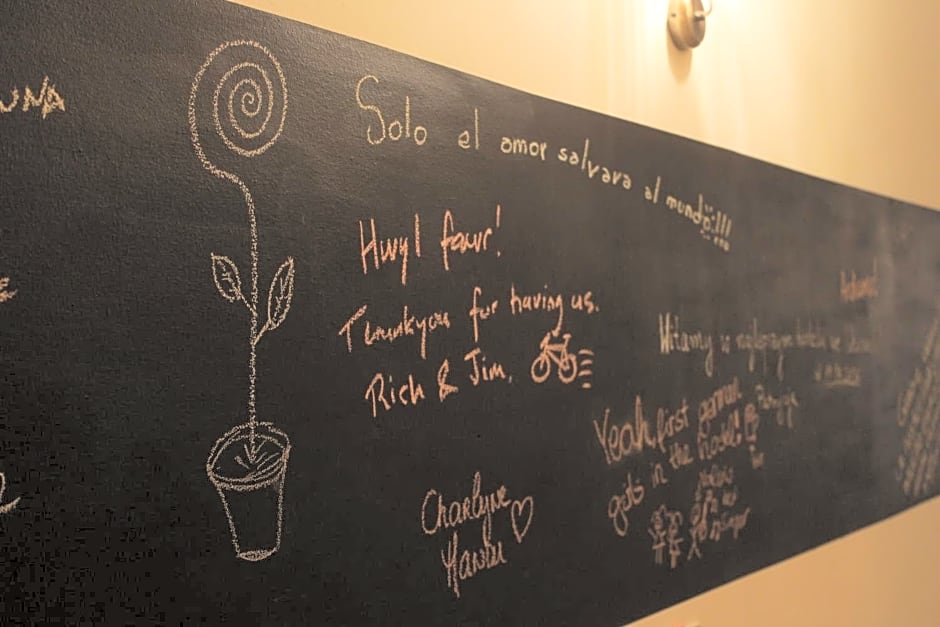 Victoria House Hostel