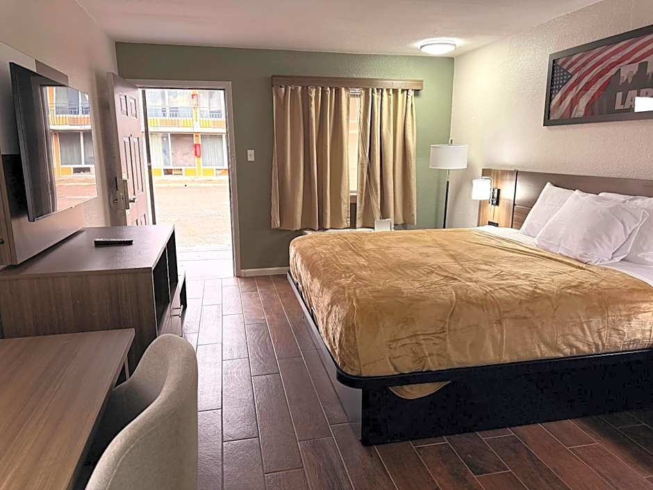 Americas Best Value Inn - Laredo