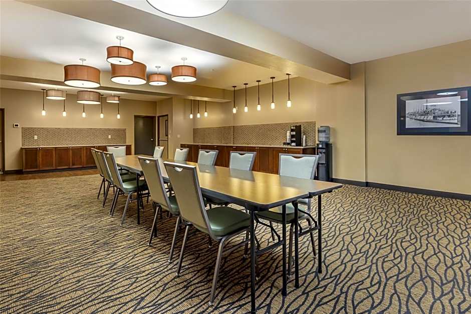 Best Western Plus Columbia River Inn