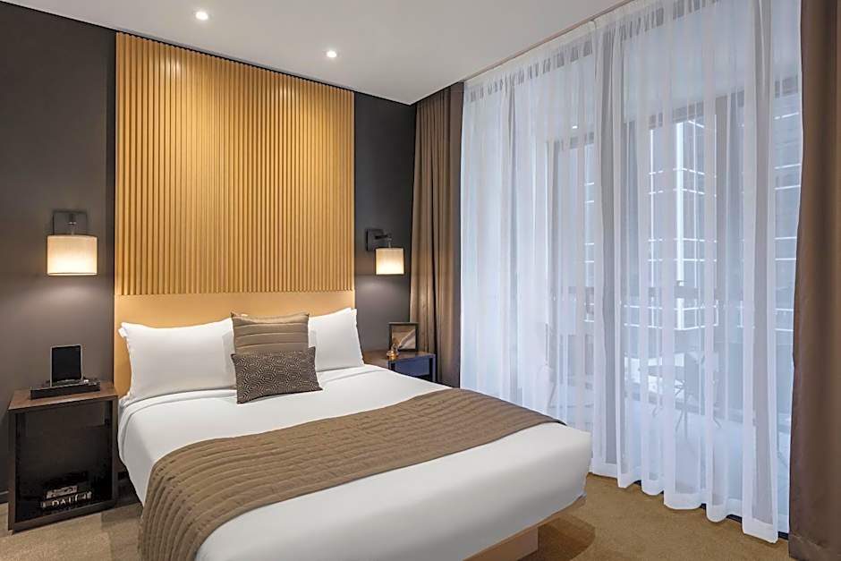 SKYE Hotel Suites Parramatta