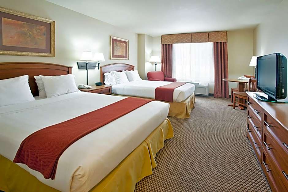 Holiday Inn Express Hotel & Suites Cedar City By IHG