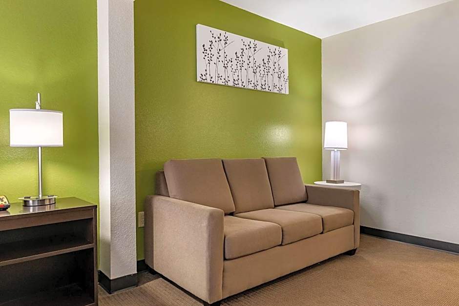 Sleep Inn & Suites Brunswick North