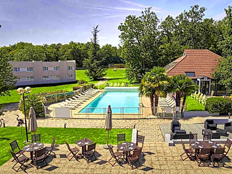 Novotel Fontainebleau Ury