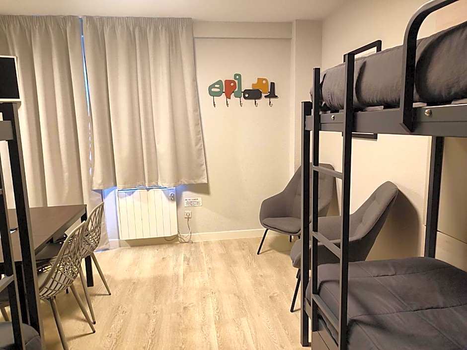 Apartamentos Midi 3000