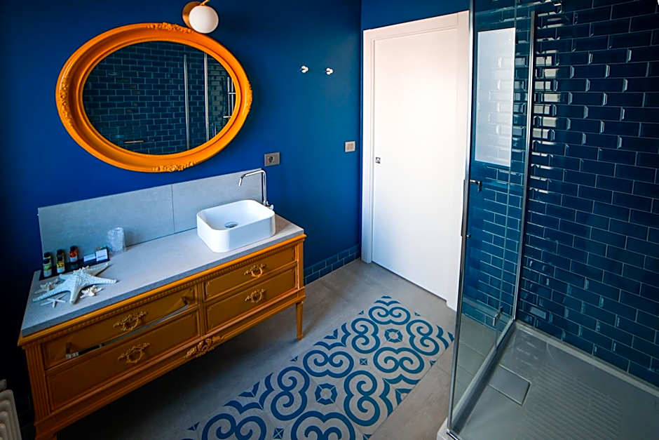 The Lion's Den BnB
