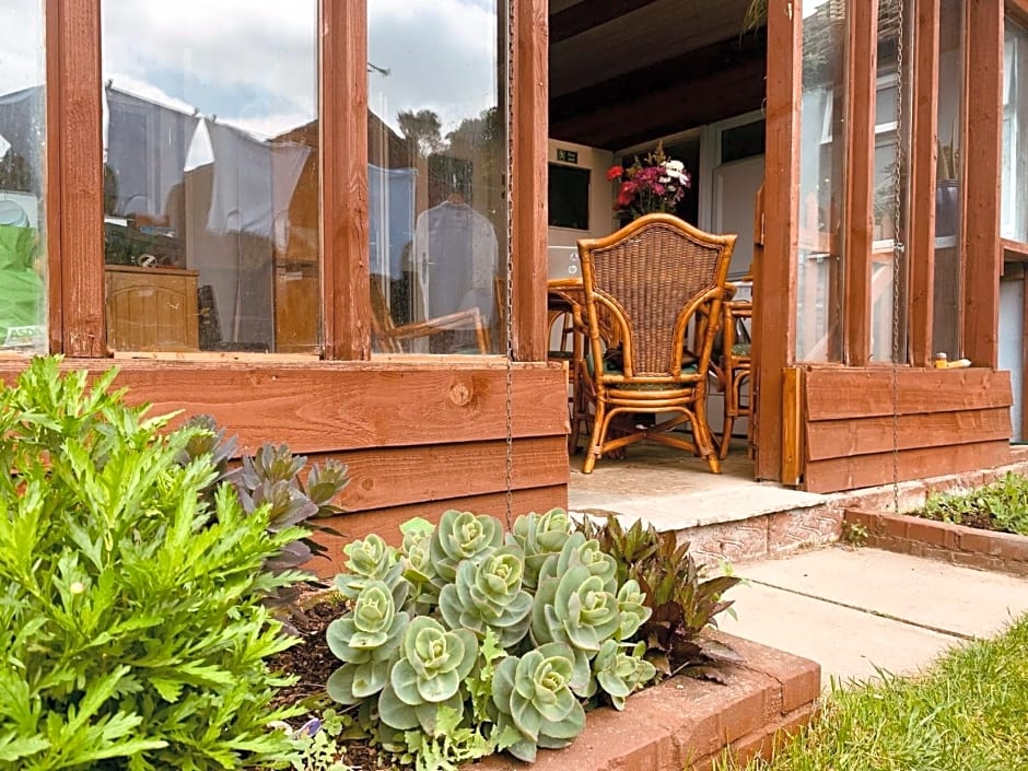 Hikers & Bikers Refuge