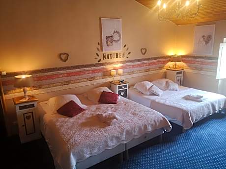 Quadruple Room with Terrace