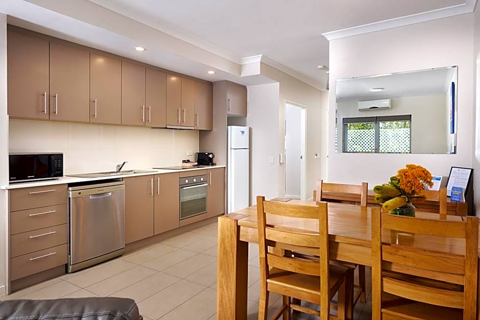 Airport Apartments by Vetroblu