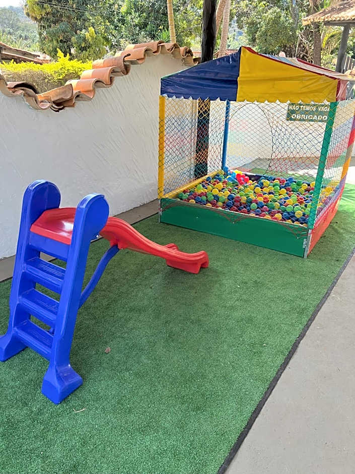 Pousada Entre Folhas