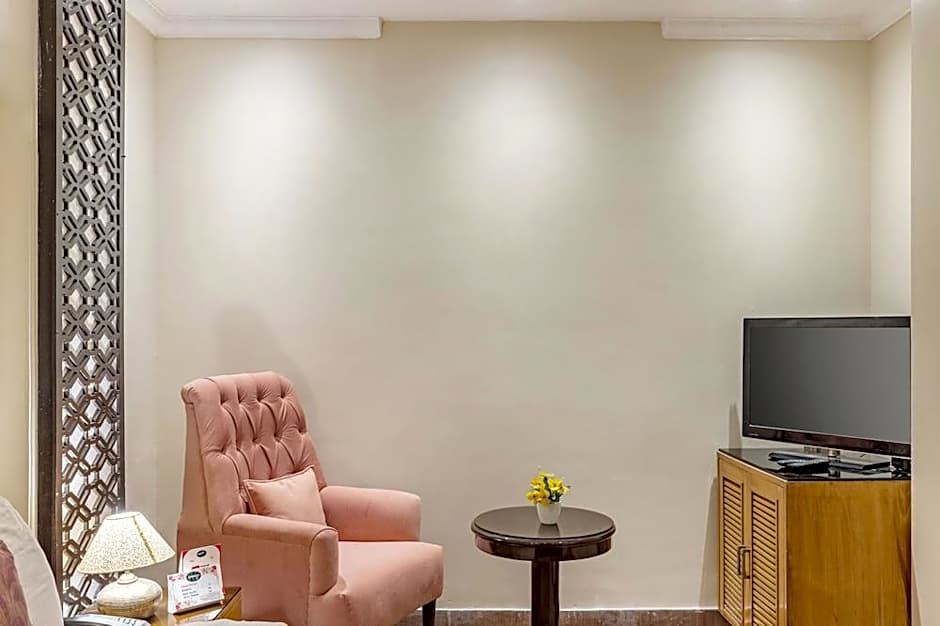 Hotel Emperor Palms