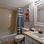 Emerald Oasis, Emerald Oasis- Gulf Front, Great for Families and Close to Destin Harbor!