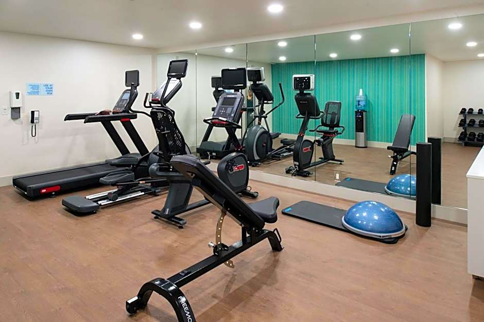 Holiday Inn Express Santa Rosa North By IHG