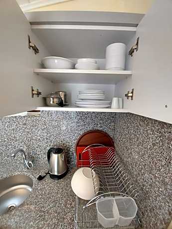 Apartment with Garden View