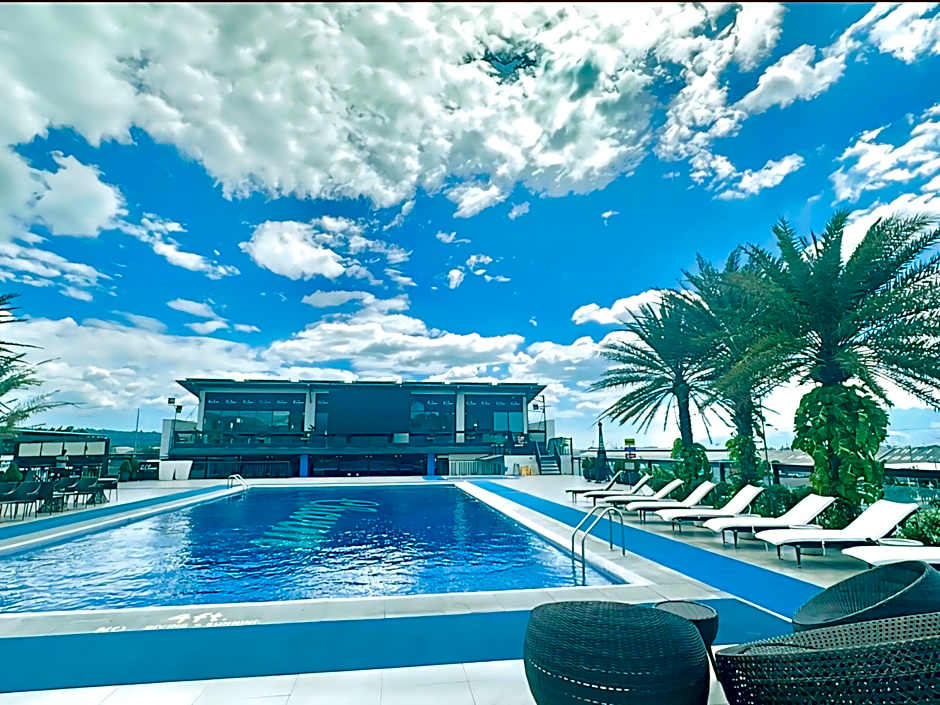 Le Charme Suites Subic