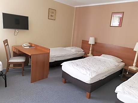 Triple Room with Private Bathroom