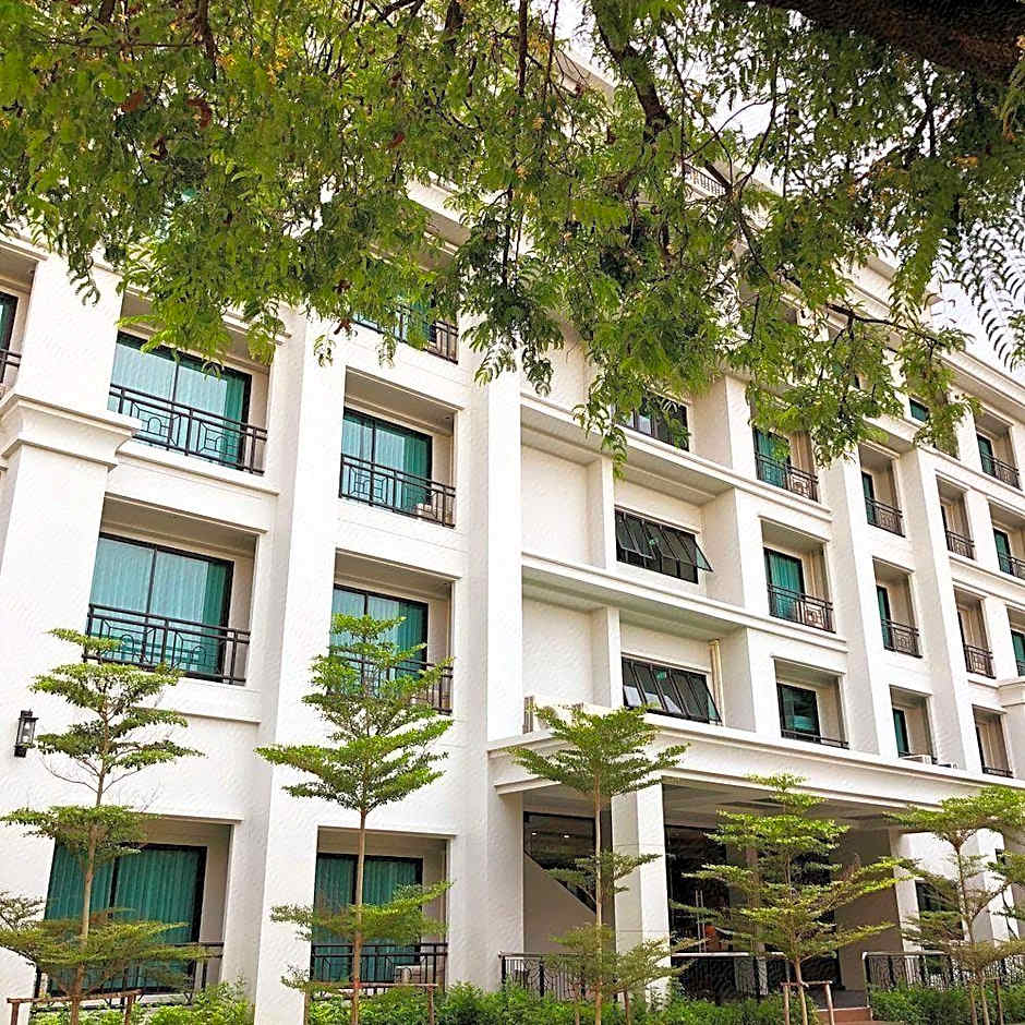 Civilize Hotel