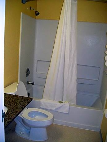 King Room - Non-Smoking