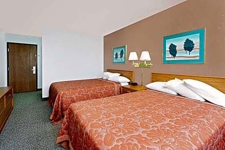 2 Double Beds Non-Smoking