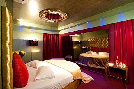 Queen Room with Spa Bath