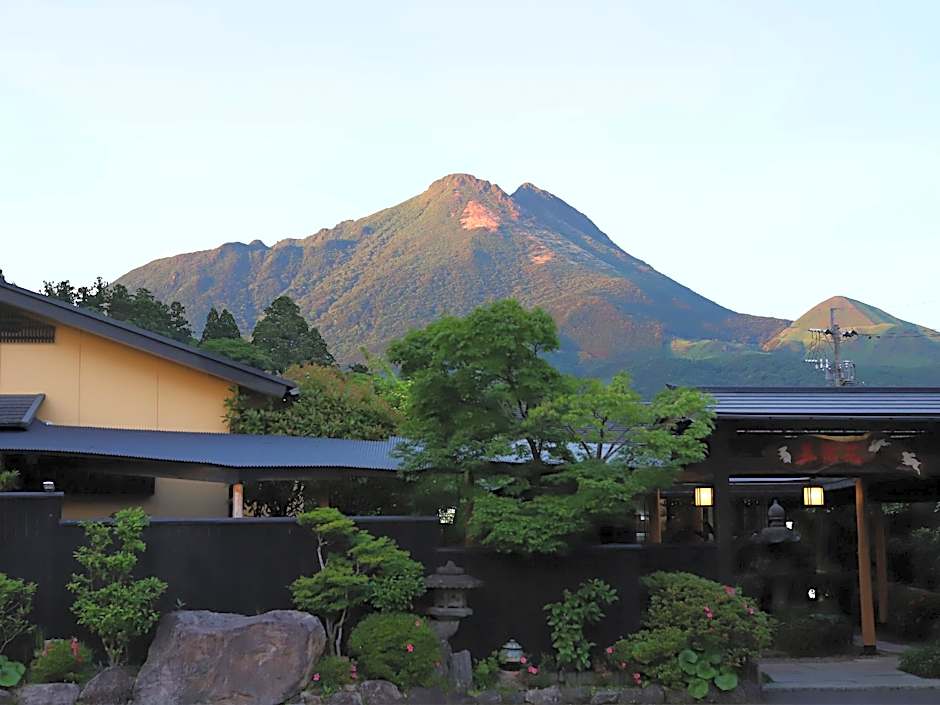 Yufuin Onsen Oyado Gorinka – Yufu, NM