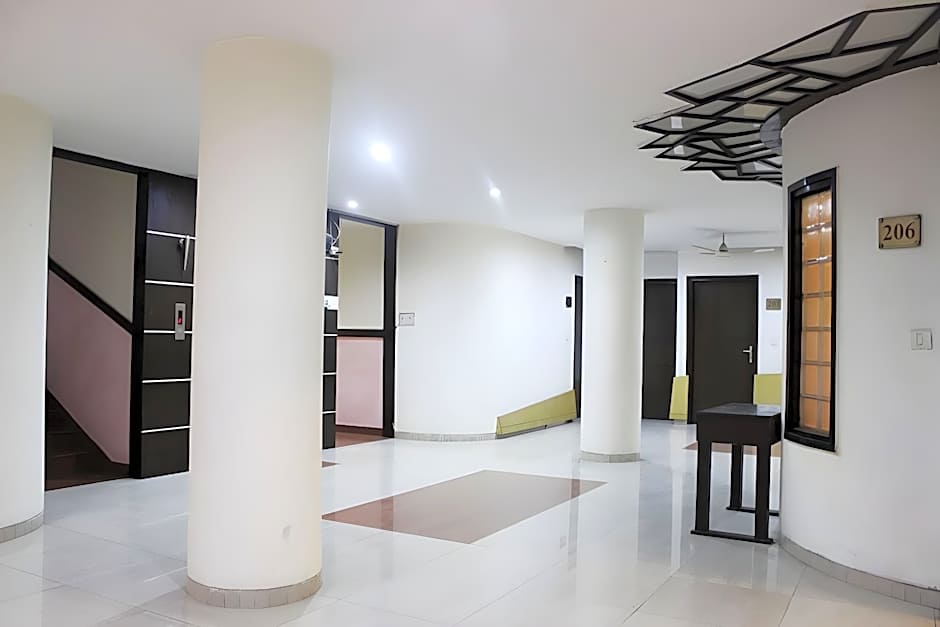 Super Hotel O Grand Peepal