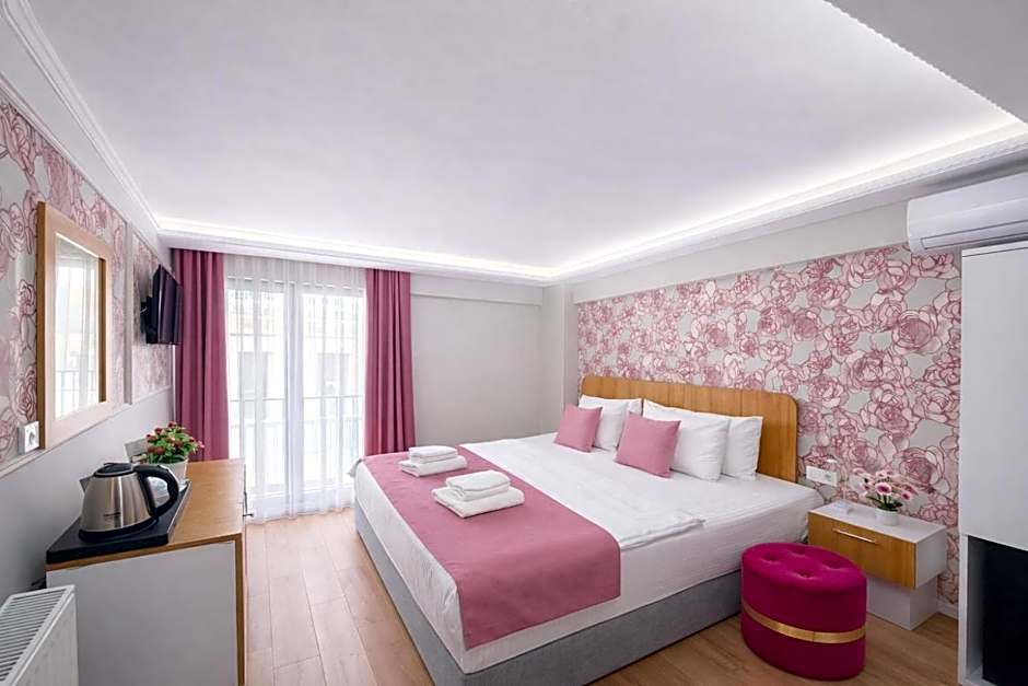 Ria Suites Boutique Hotel