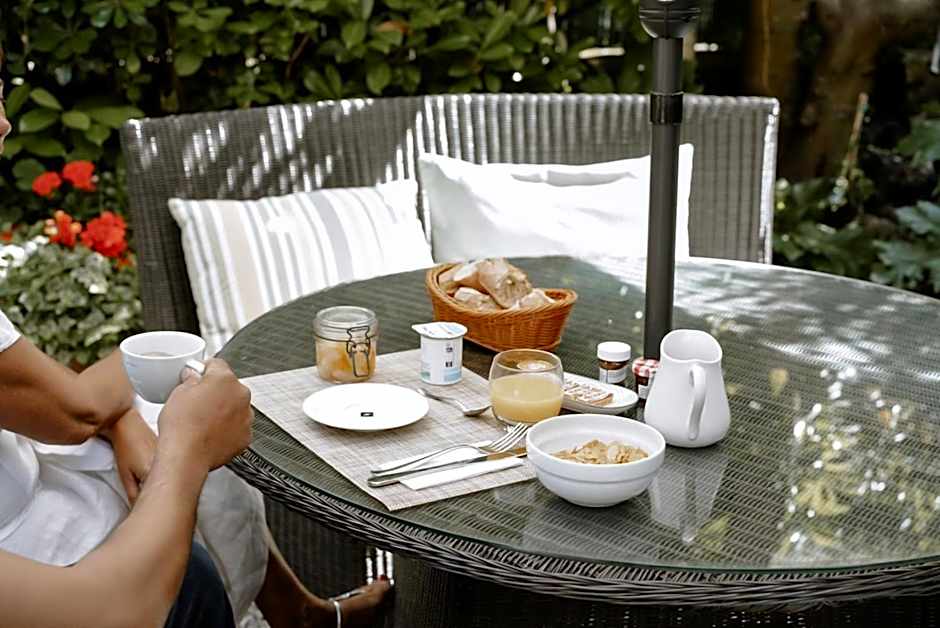 Ideal Sejour Cannes - Stylish Boutique Hotel with quiet garden