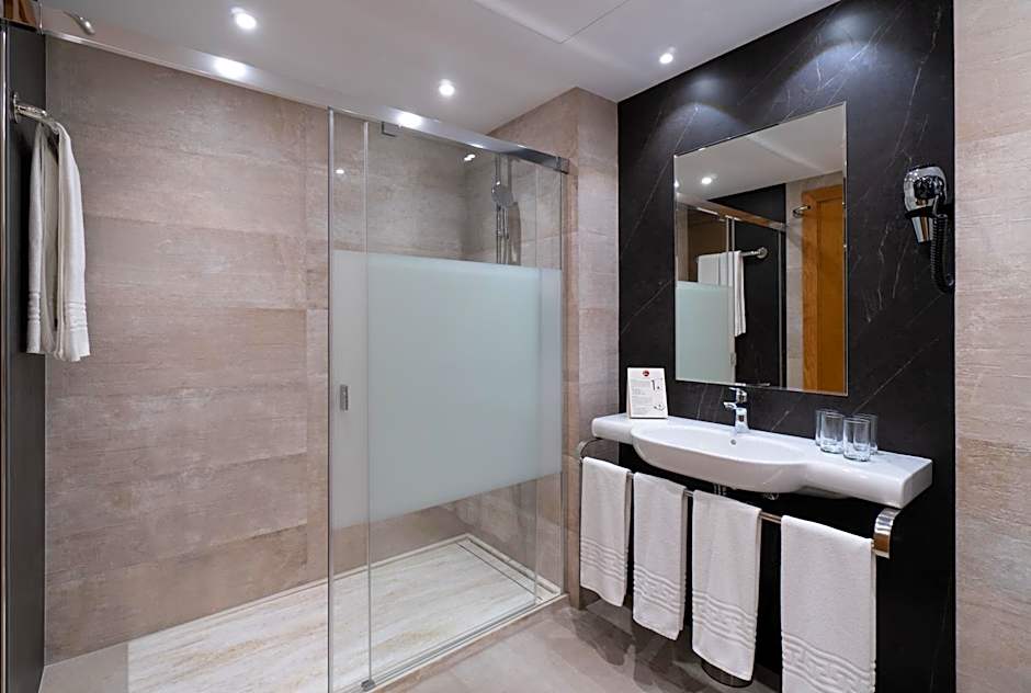 Hotel Apartamentos Bajondillo