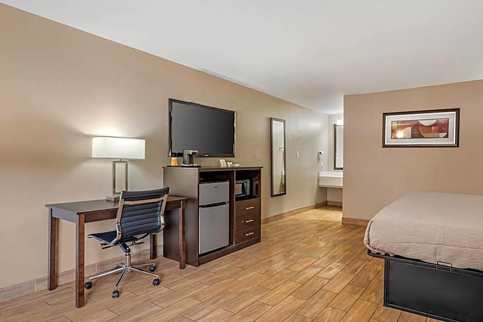 Quality Inn & Suites