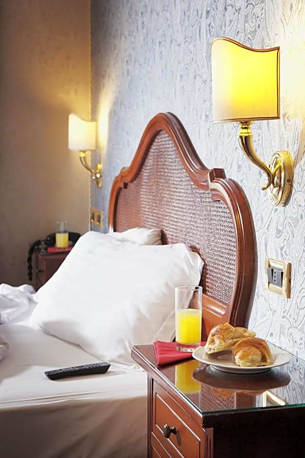 Hotel Ca' D'Oro - WENICE Deep Culture