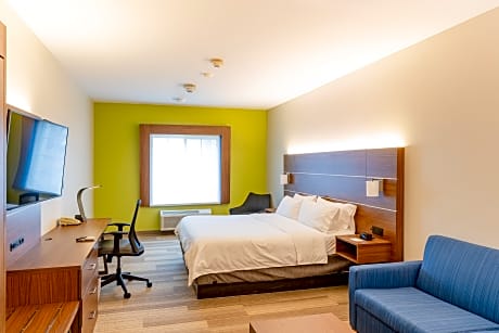 1 King Bed Suite Comm Access Tran Shwr